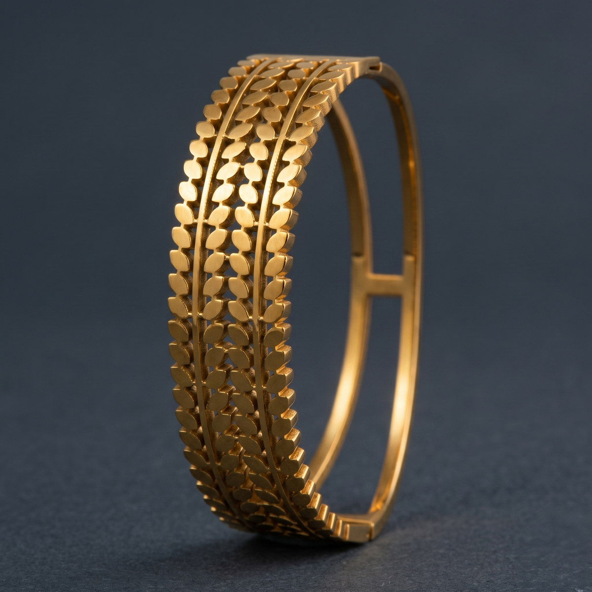 Gold Plated Leaf Design Bracelet — Avalna, Arcot Tamil Nadu