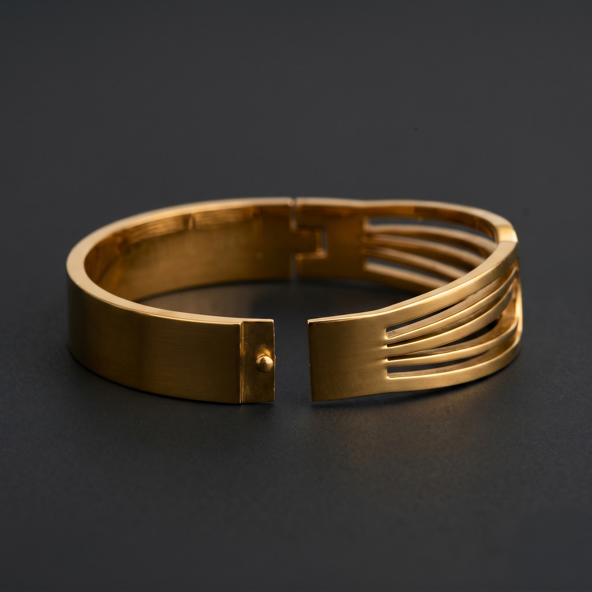 Gold Plated Looping Bracelet detail view — Avalna, Arcot Tamil Nadu