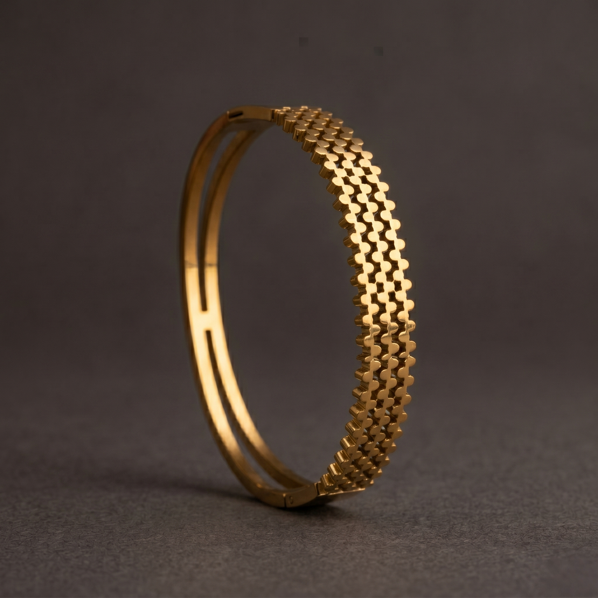 Golden Mesh Bracelet close-up — Avalna, Arcot Tamil Nadu
